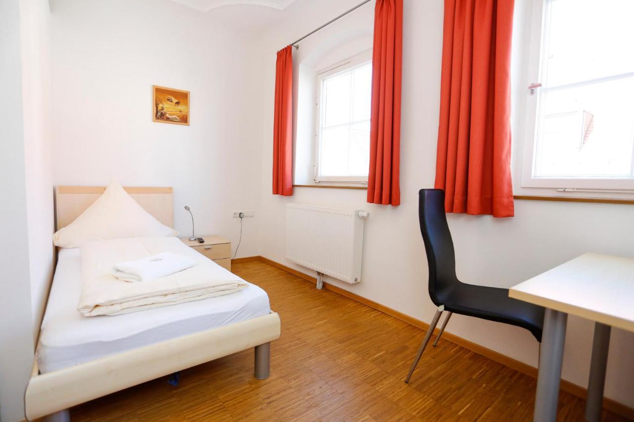 Altstadtpension Waltner Friedberg  Bagian luar foto