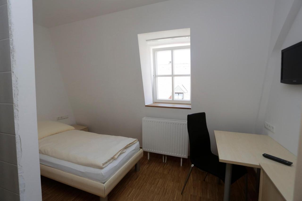 Altstadtpension Waltner Friedberg  Bagian luar foto